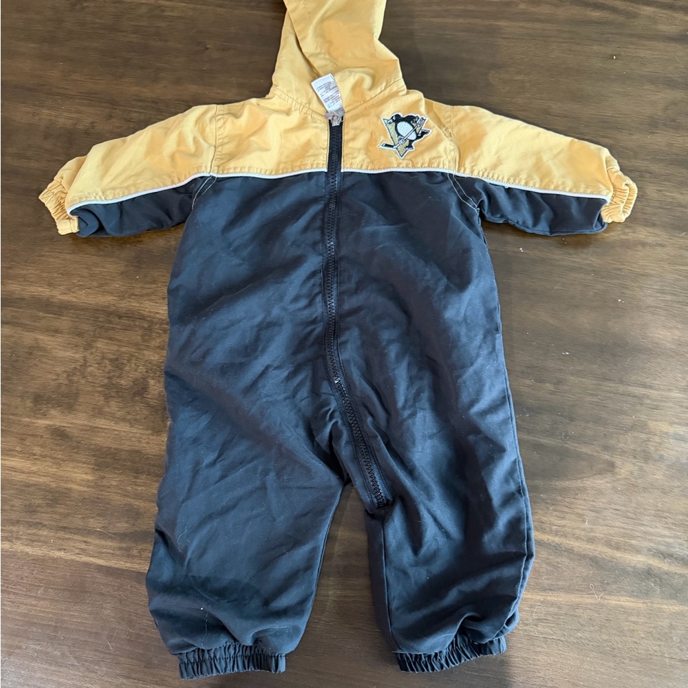 Pittsburg Penguins Vintage Bunting Suit